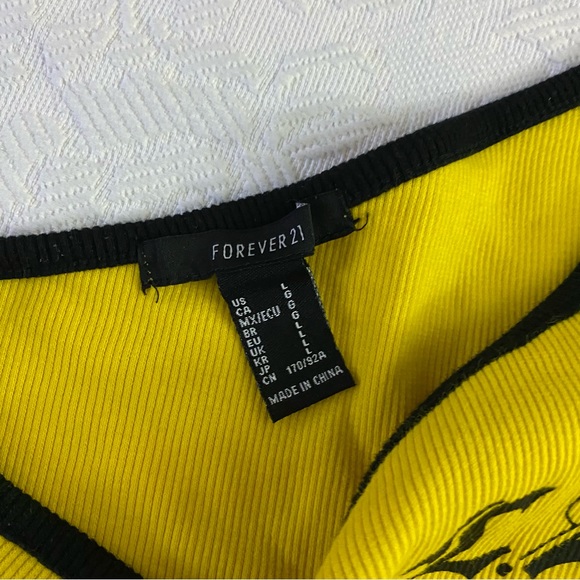 LA crop top - Picture 3 of 5